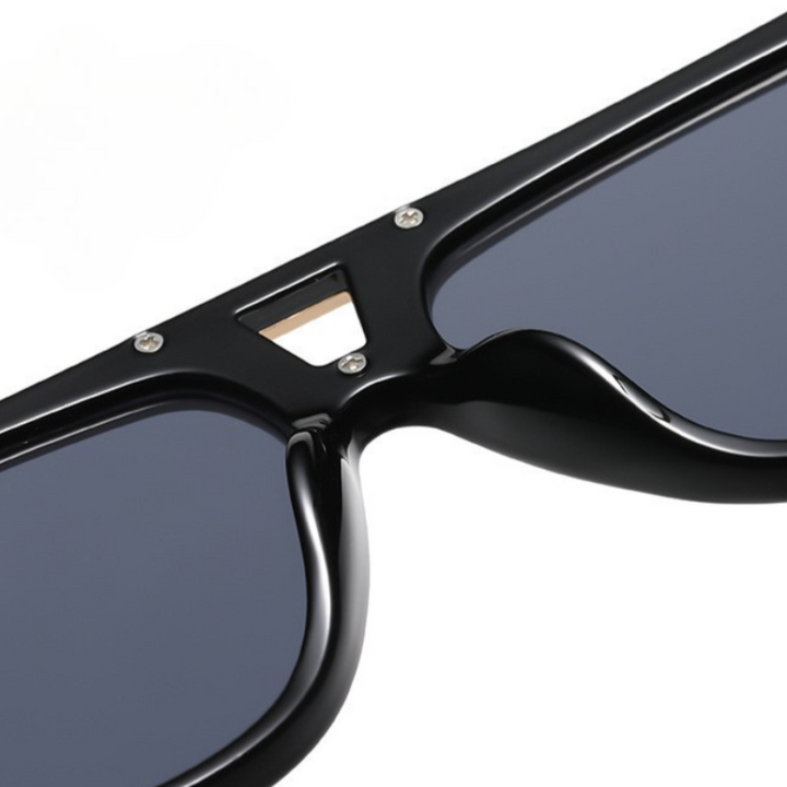 Lucent Aviator Sunglasses