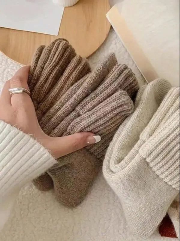 Women's Comfy Fall & Winter Mid-Calf Socks (5 Pairs)