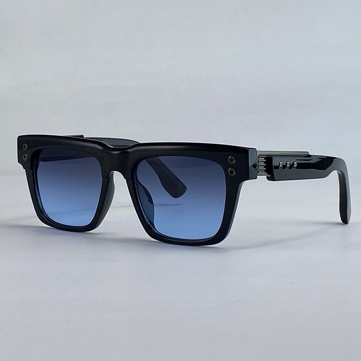 Valmere Retro Square Sunglasses