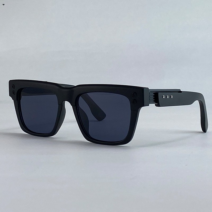 Valmere Retro Square Sunglasses