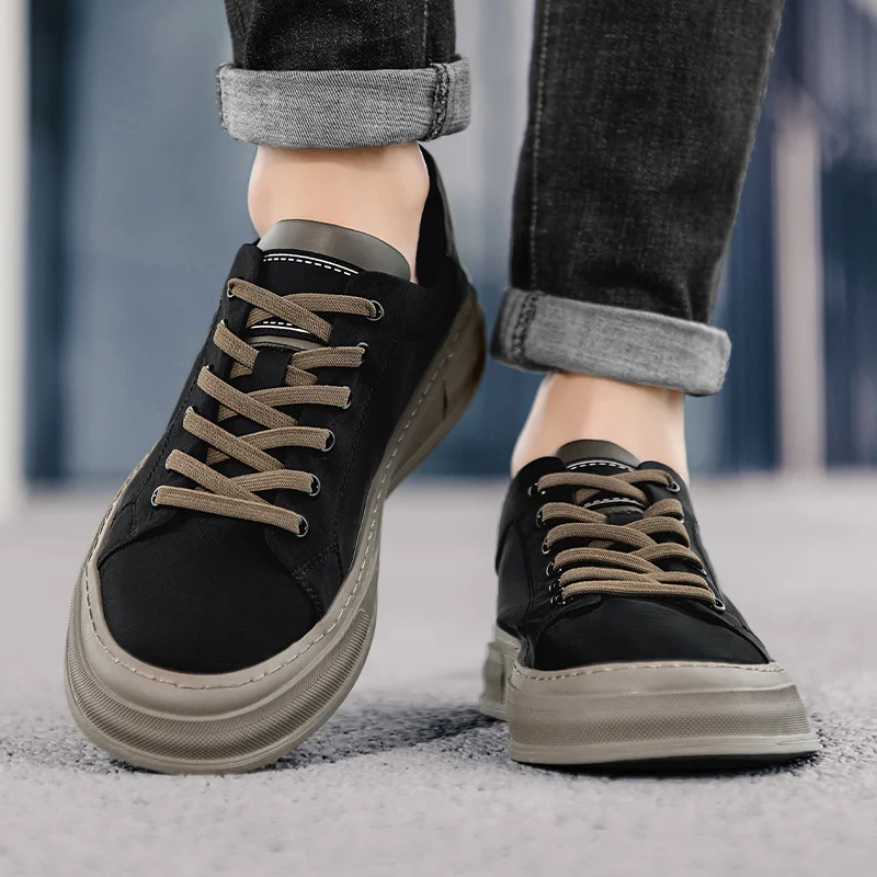 Wesley Canvas Sneakers