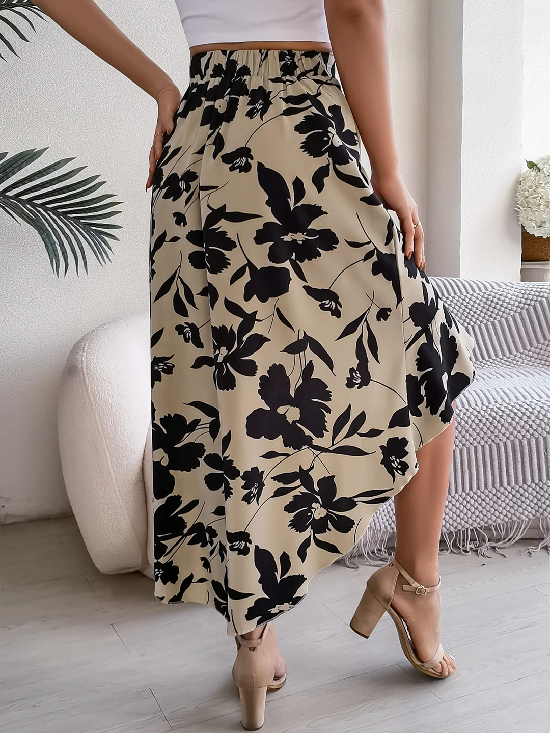 Solera Floral Skirt