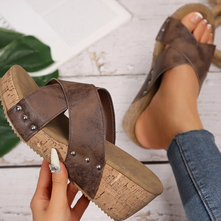 Vera Wedge Sandals
