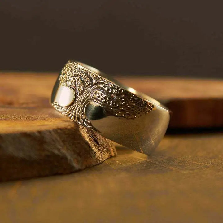 Eternal Grove Heirloom Ring