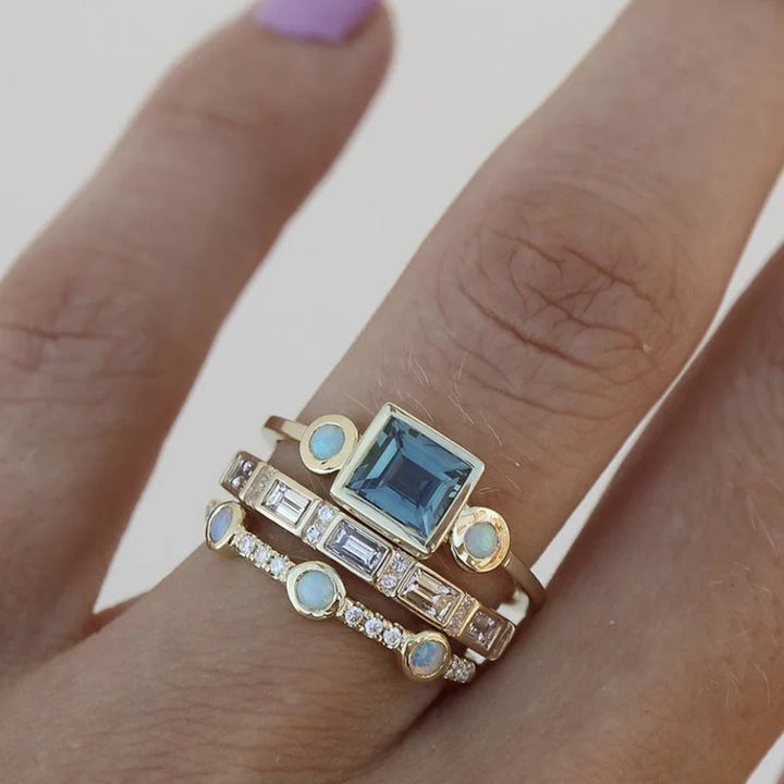 Azmira Zircon Ring