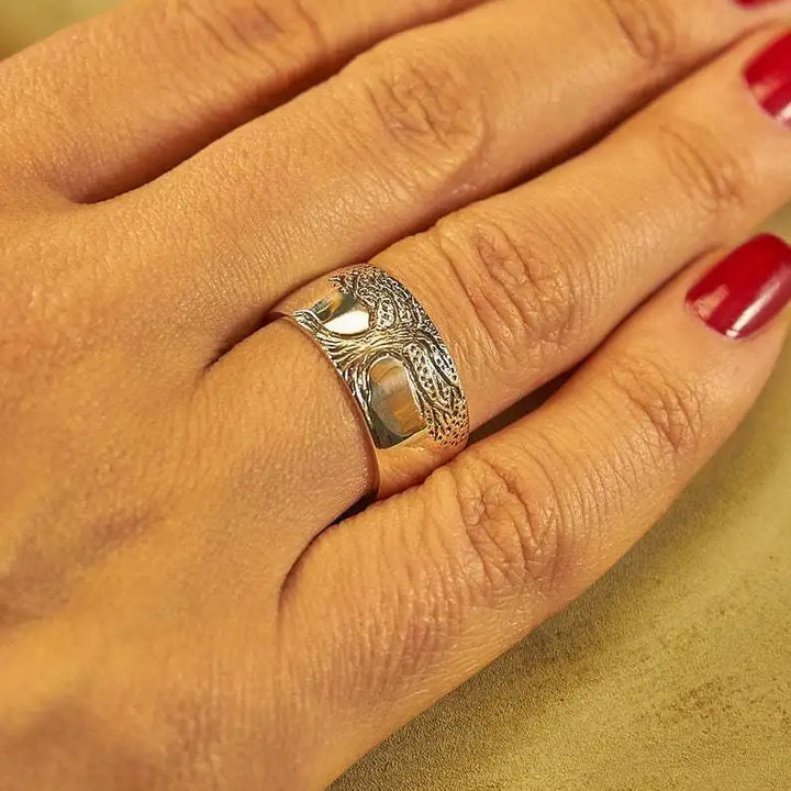 Eternal Grove Heirloom Ring