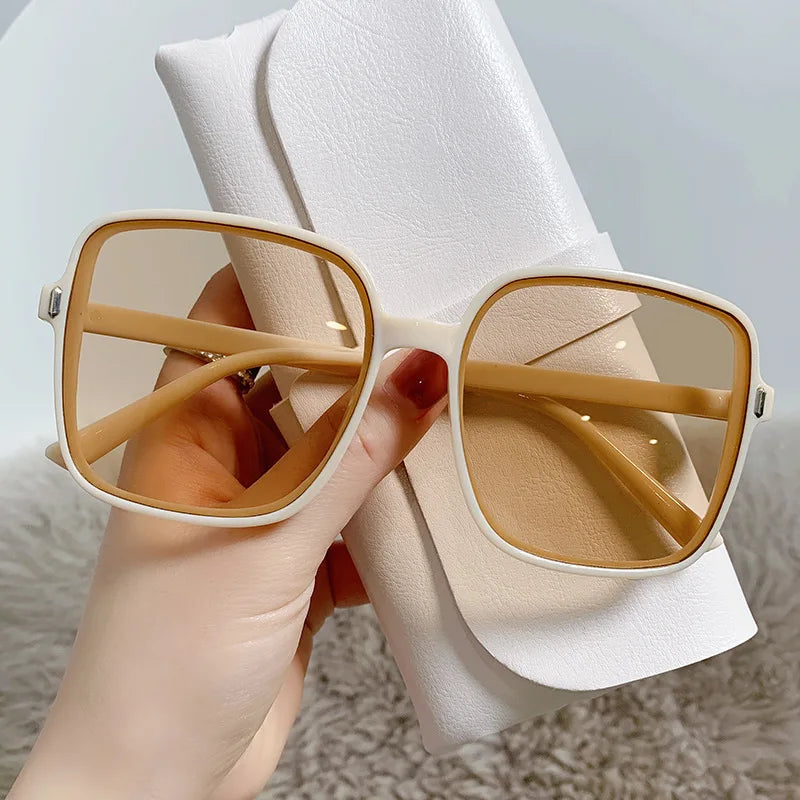 Aveline Retro Square Sunglasses