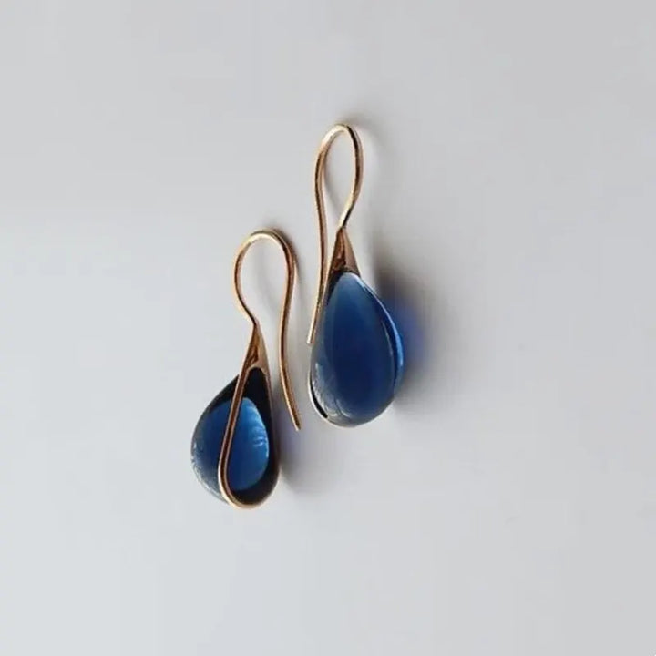 Sparkling Cat's Eye Gold Earrings